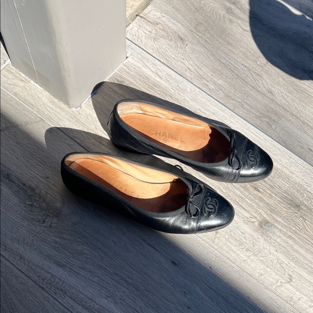 CHANEL Classic Black Leather Loafers